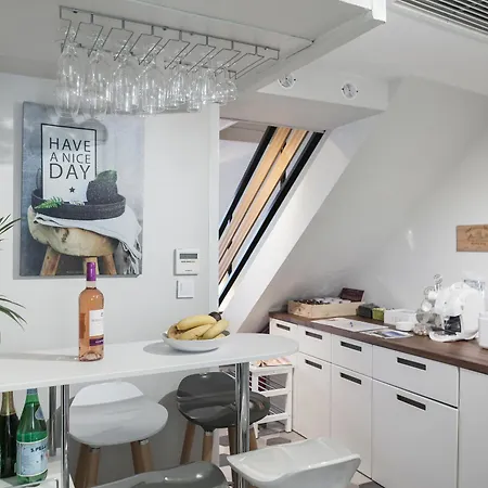Ferienwohnung FREE Parking - Self Checkin - WIFI - Panoramique Terrasse - DUPLEX SAINT JEAN - SUPERBORDEAUX Exterior foto